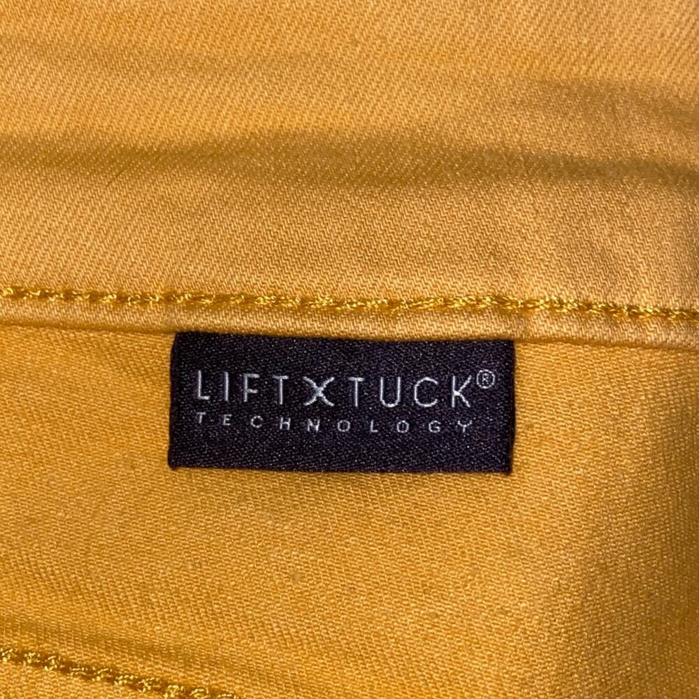 NWT NYDJ Roxanne Short Lift X Tuck Technology Orange Size 16W - Picture 4 of 9